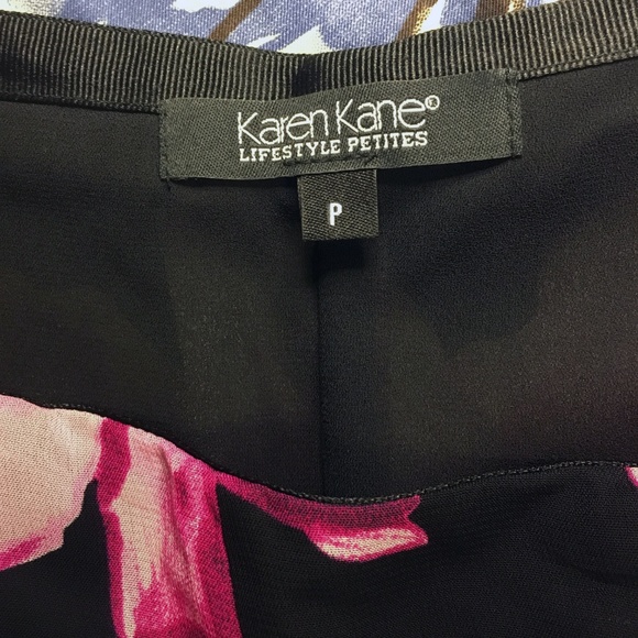 DONATING 2/4: Pink Floral Skirt — Pink KAREN KANE - Picture 3 of 4